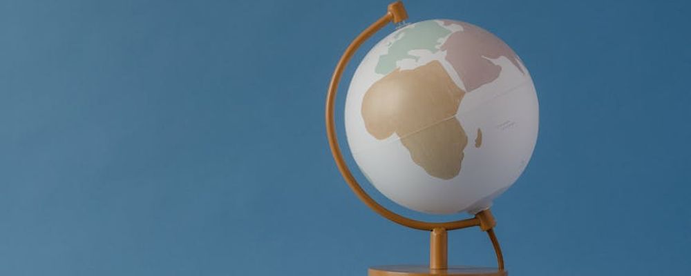 Minimalist representation of daily balance and focus